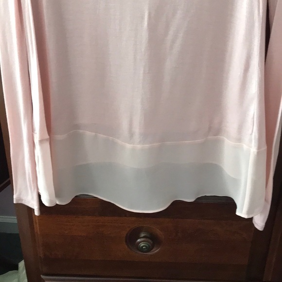 BCBG pale pink long sleeve top size xxs - Picture 6 of 7